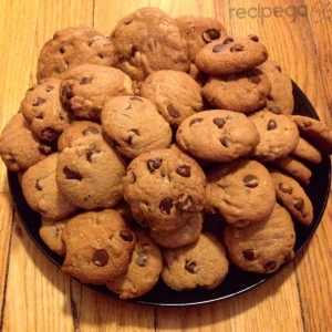 Chocolate chip cookies, the debut of cookies in Recipega kitchen :P