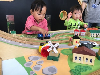 Borneuland Kid-O-Kid キドキド - Train railway set 記者